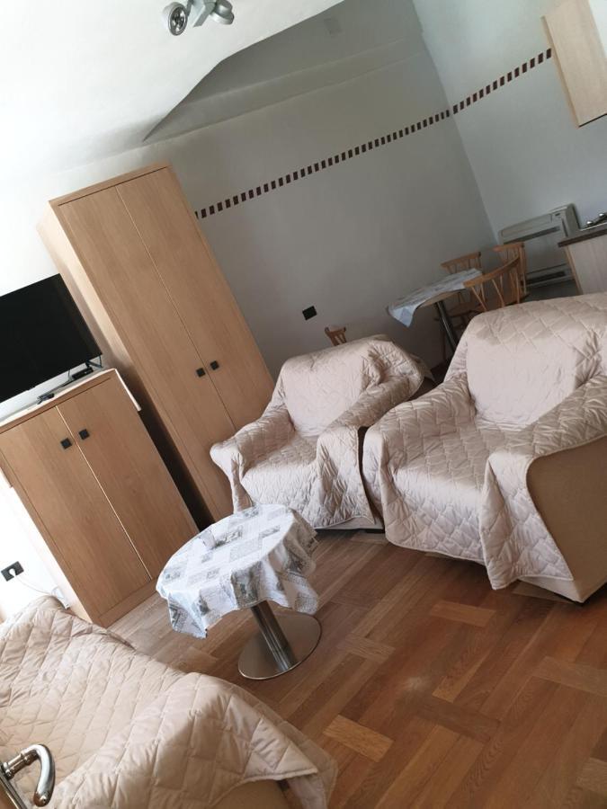Smartno Apartmaji Sobe Josko Διαμέρισμα Εξωτερικό φωτογραφία